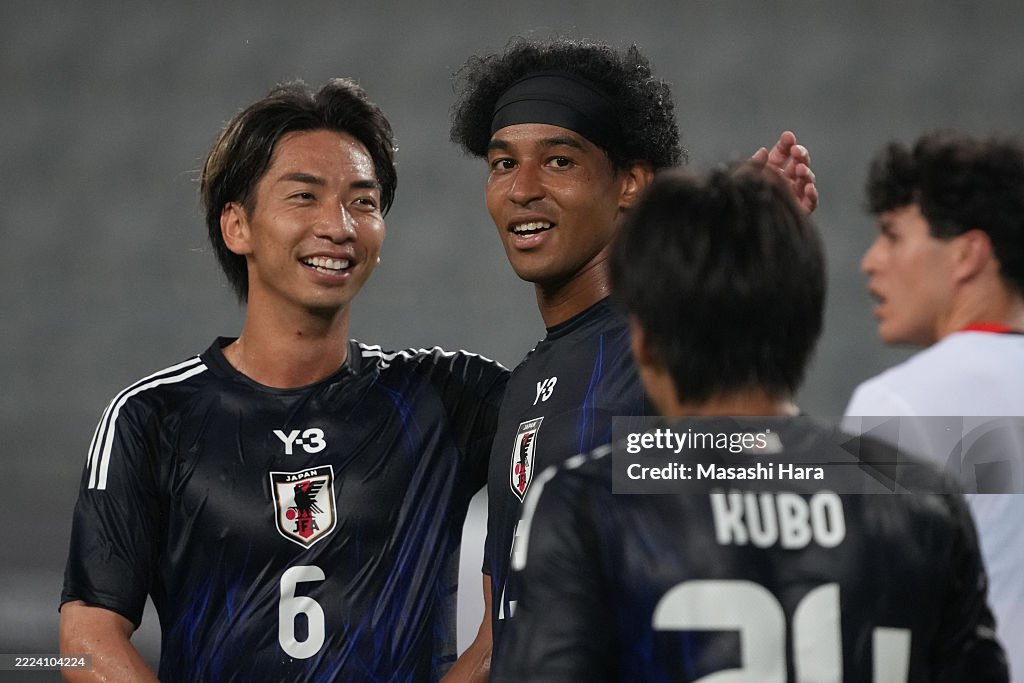 Japan v Hong Kong - EAFF E-1 Men's Football Championship