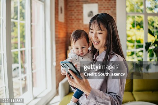 Multitasking mom using voice feature Multitasking mom using voice feature