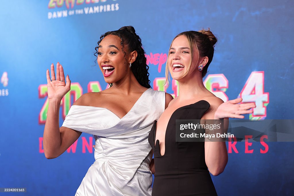 Jc Kinney Chandler Kinney and Bailee Madison arrive at the world premiere of ...