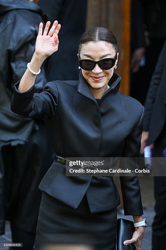 Balenciaga: Outside Arrivals - Paris Fashion Week - Haute Couture Fall/Winter 2025/2026