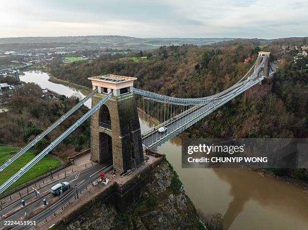 clifton suspension bridge spans the avon gorge in bristol, england - bristol clifton stock pictures, royalty-free photos & images