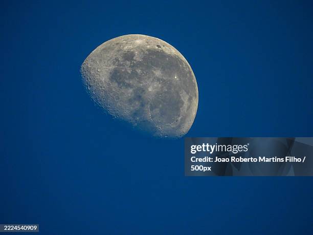 Low Moon 3,039 Low Moon Stock Photos, High-Res Pictures, and Images - Getty Images