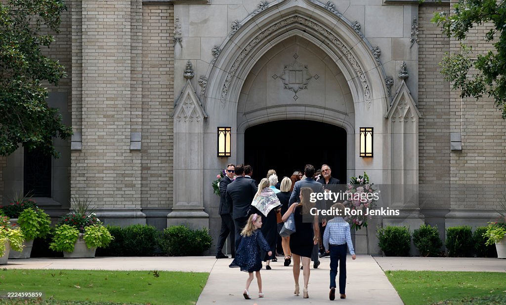 Memorial Service Held For Young Camper Killed In Hill Country Floods
