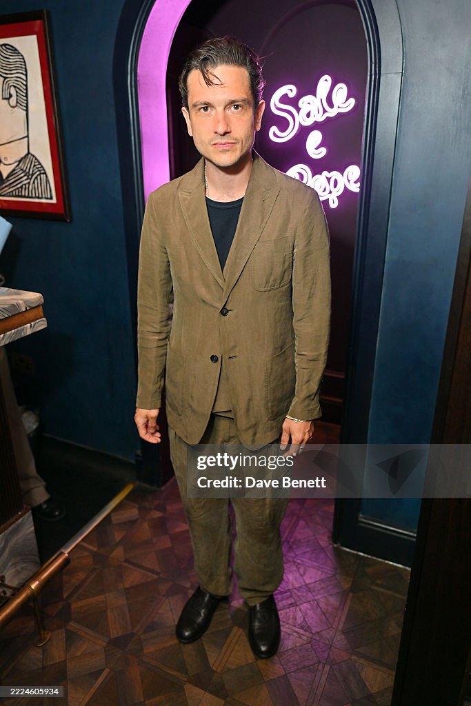 "The Closet" By Teo Van Den Broeke Launch Dinner At Sale e Pepe