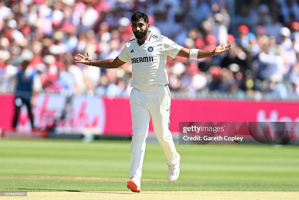 England v India - 3rd Rothesay Test Match: Day Two