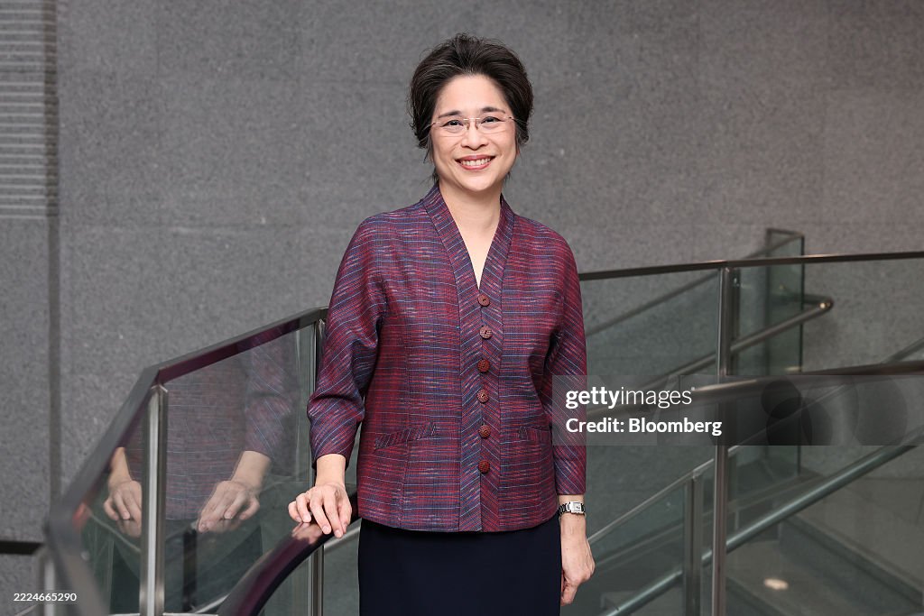 Bank of Thailand Deputy Governor Roong Mallikamas