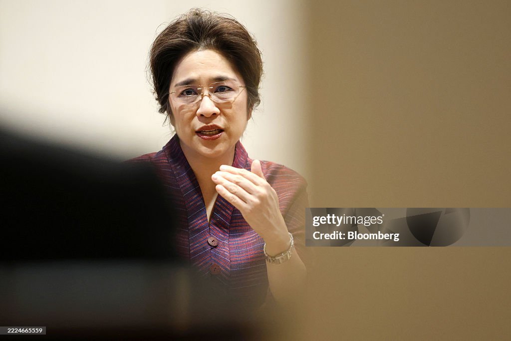 Bank of Thailand Deputy Governor Roong Mallikamas