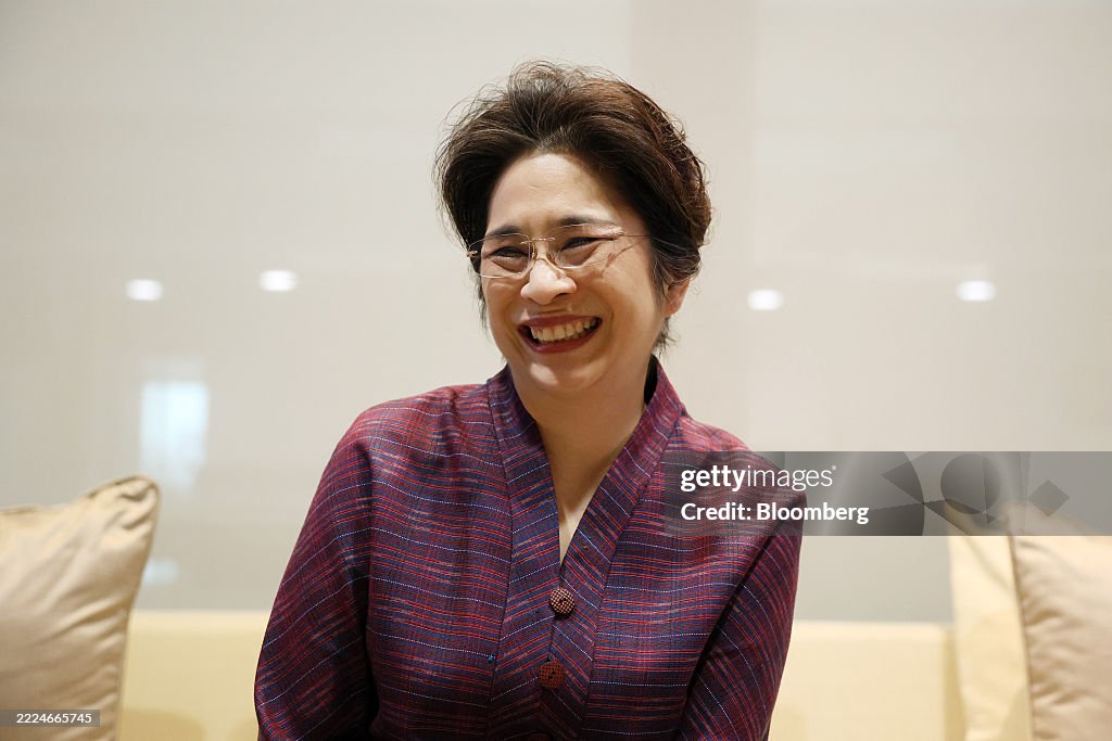 Bank of Thailand Deputy Governor Roong Mallikamas