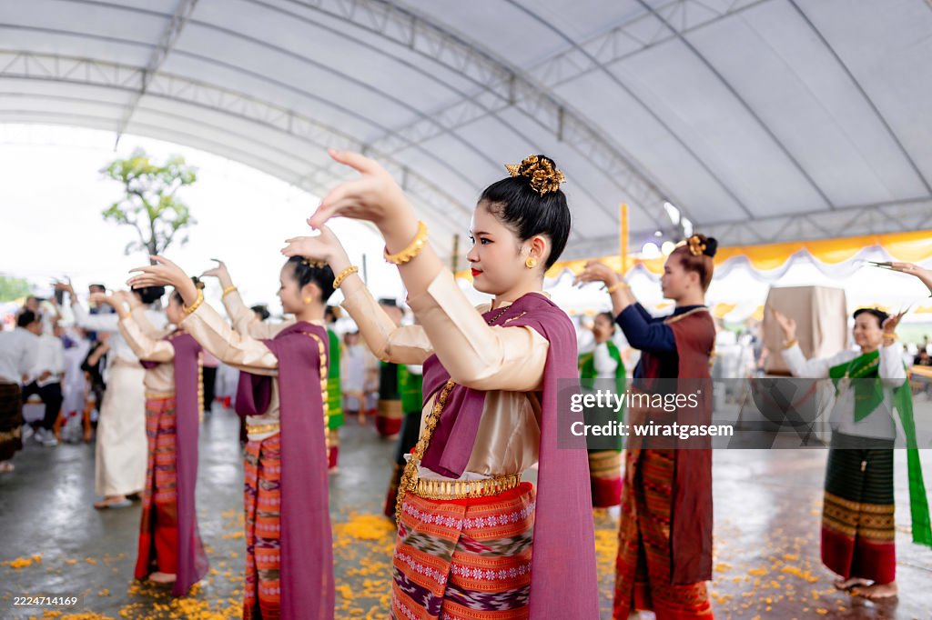 Thai dancers perform a dance performance at the Ananta Naga worship ceremony.