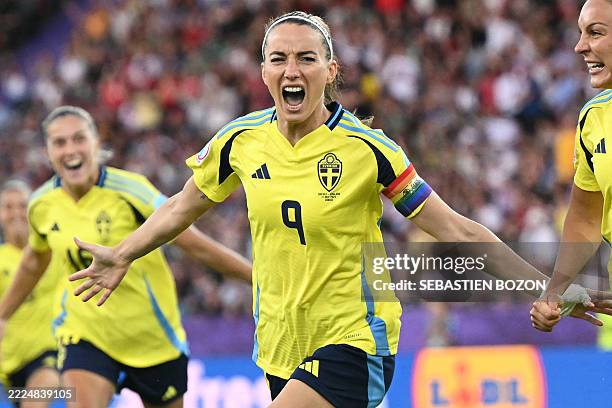 Sweden's forward Kosovare Asllani celebrates after she scored her team's first goal during the UEFA Women's Euro 2025 quarter-final football match...
