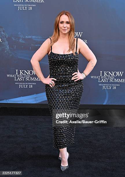 Jennifer Love Hewitt attends the Los Angeles Premiere of Columbia Pictures “I Know What You Did Last Summer” at The United Theater on Broadway on...