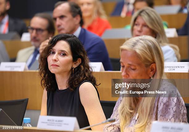 The President of the Community of Madrid, Isabel Diaz Ayuso , and the Regional Minister of Economy, Finance and Employment, Rocio Albert Lopez-Ibor ,...