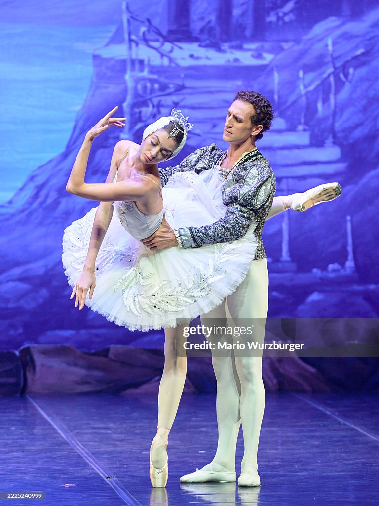 The Kiev Ballet's "Swan Lake" Premiere