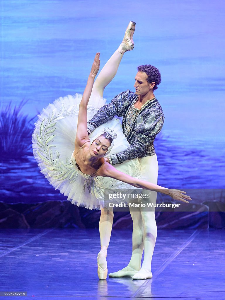 The Kiev Ballet's "Swan Lake" Premiere