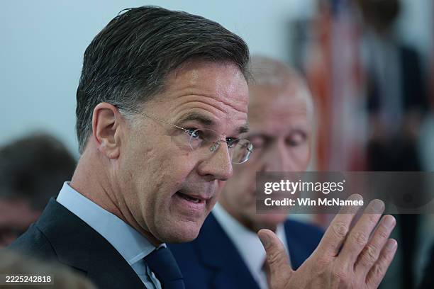 Mark Rutte Press Conference 26,185 Mark Rutte Photos Stock Photos, High-Res Pictures, and Images ...