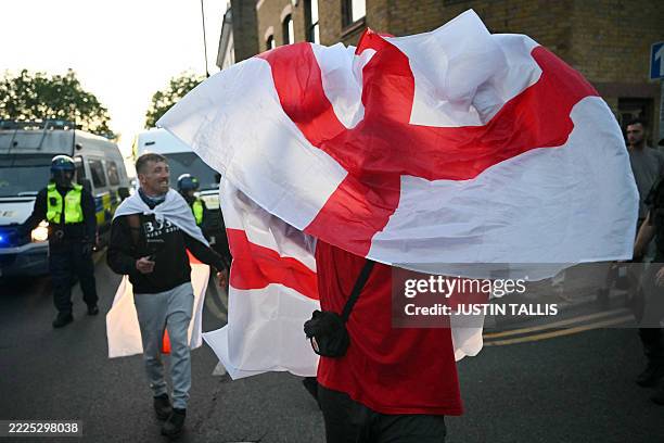 Epping Riots 1,224 Essex Flags Stock Photos, High-Res Pictures, and Images - Getty ...