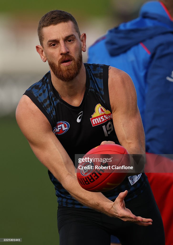 Western Bulldogs Training Session
