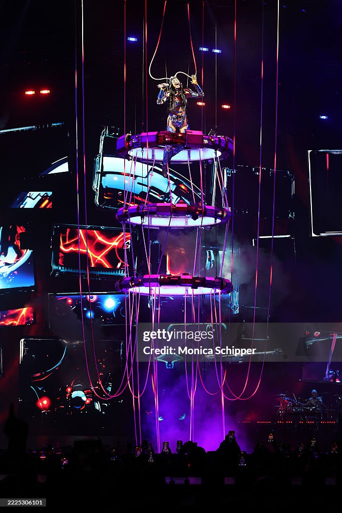 Katy Perry Performs At The Kia Forum