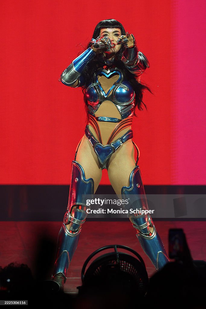 Katy Perry Performs At The Kia Forum