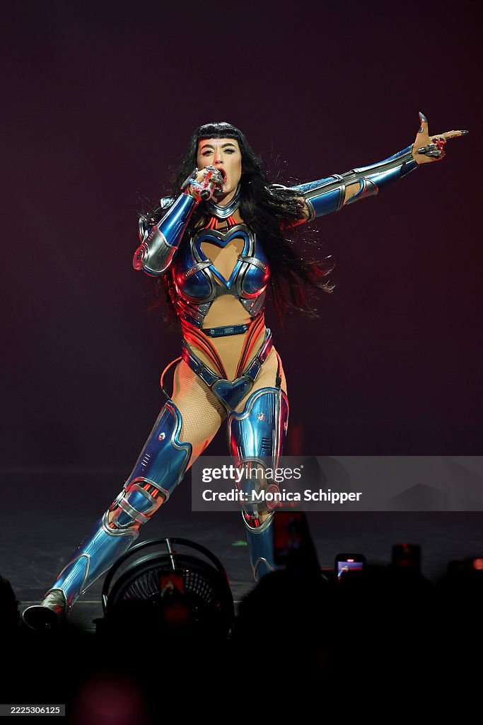 Katy Perry Performs At The Kia Forum