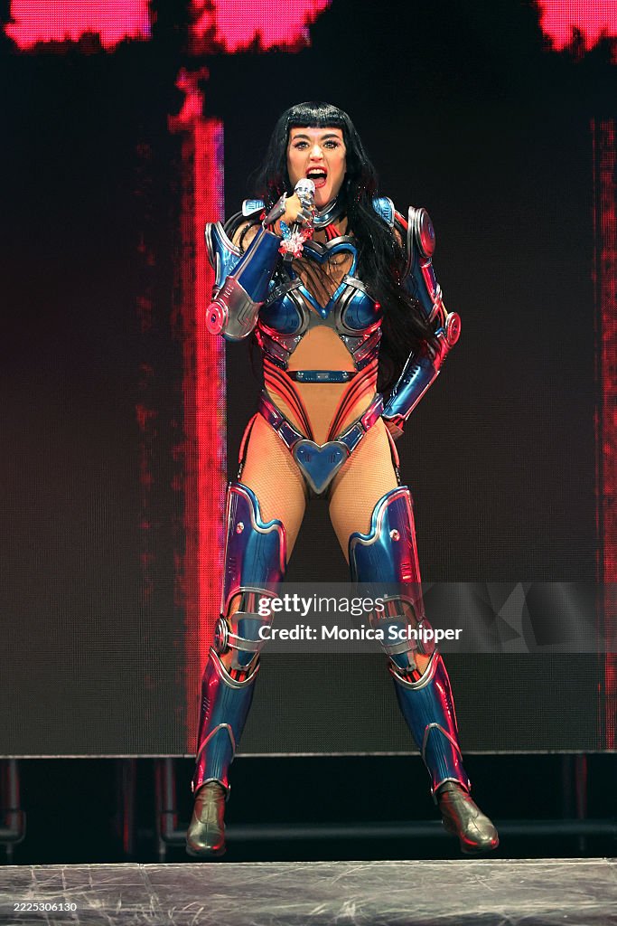 Katy Perry Performs At The Kia Forum