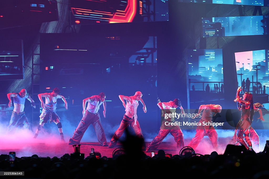 Katy Perry Performs At The Kia Forum