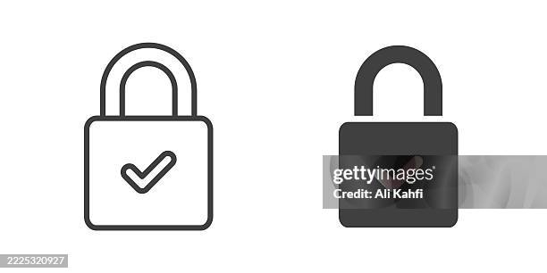 vorhängeschloss mit dünner linie und glyphe einfarbiges symbol. bearbeitbarer strich und perfekte pixel isoliert auf transparentem hintergrund - vorhängeschloss stock-grafiken, -clipart, -cartoons und -symbole