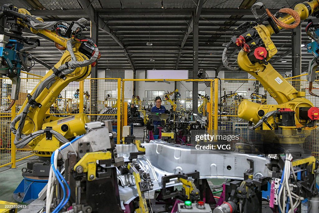Robots Pick Up More Work At Auto Parts Manufacturing Enterprise In Jinhua