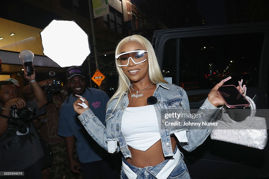 PinkyDoll's Video Game Release Party