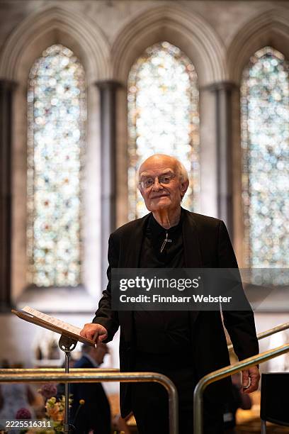 John Rutter Conducting 36 Photos & High Res Pictures - Getty Images
