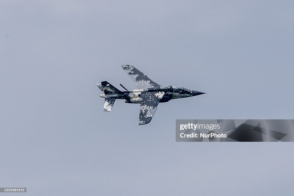 Polaris Jet Team Departs For A Training Run Over Lake Winnebago