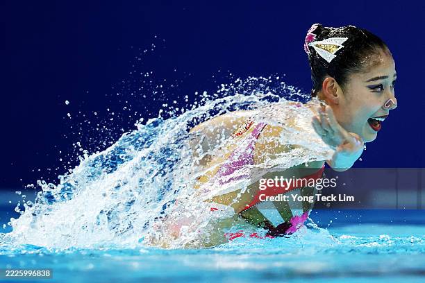 Moe Higa of Team Japan competes in the Women's Solo Technical Preliminaries on day eight of the Singapore 2025 World Aquatics Championships at World...