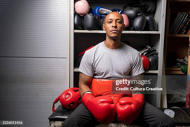 Jsjc Changing 177 Boxer Sitting In Changing Room Stock Photos, High-Res Pictures, and ...
