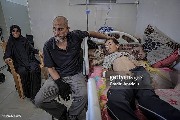 Atif Rasool Poor 12,136 Poor Nutrition Stock Photos, High-Res Pictures, and Images ...
