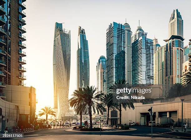 dubai marina skyscraper - dubai marina stock pictures, royalty-free photos & images
