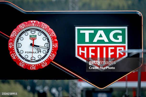 F1 Countdown Clock 640 F1 Race Clock Stock Photos, High-Res Pictures, and Images - Getty ...