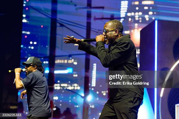 Fatlip Rapper 141 Fatlip Stock Photos, High-Res Pictures, and Images - Getty Images
