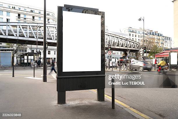 advertising display panel in the city - panneau commercial photos et images de collection