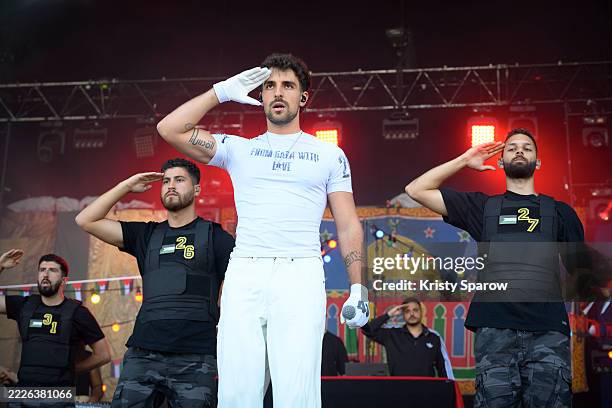 Saint Louvent Rapper 262 Saint Levant Stock Photos, High-Res Pictures, and Images - Getty Images