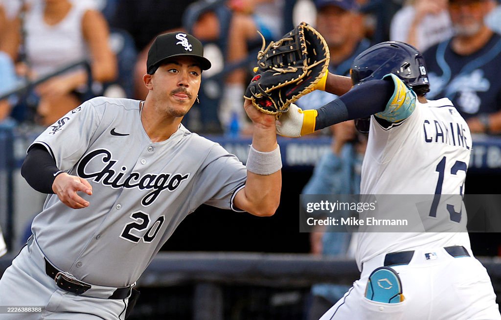 Chicago Rays Miguel Vargas of the Chicago White Sox tries to field a catch as ...