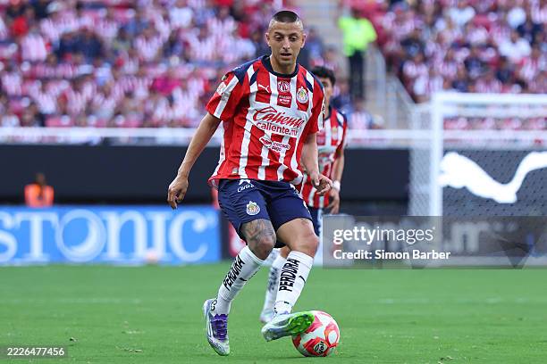Roberto Alvarado of Chivas controls the ball during the 3rd round match between Chivas and Atletico San Luis as part of the Torneo Apertura 2025 Liga...