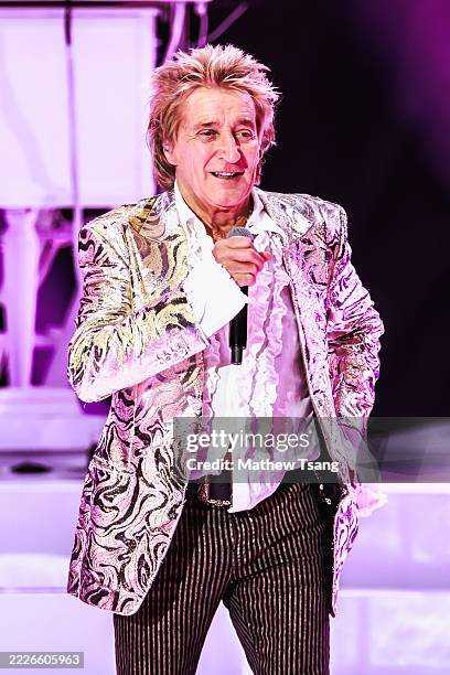 Rod Stewart performs during the "One Last Time" tour at Budweiser Stage on July 22, 2025 in Toronto, Ontario.
