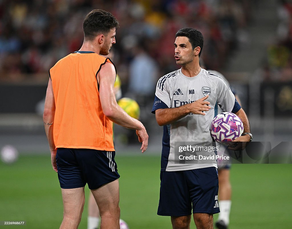 Arsenal Open Training Session: Pre-Season Tour
