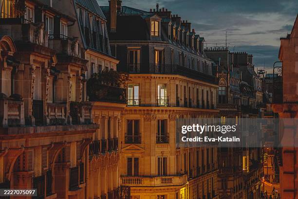paris, en france - quartier latin photos et images de collection