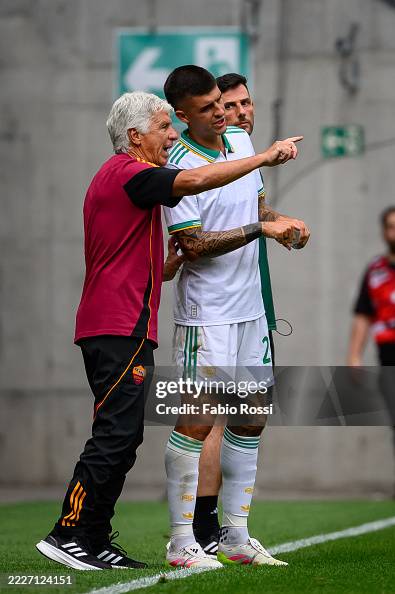 As Roma Coach AS Roma coach Gian Piero Gasperini and the player Gianluca Mancini ...