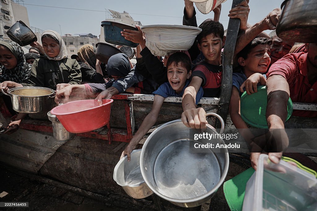 Food distributed to Palestinians battling hunger in Gaza