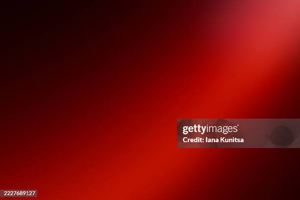 abstract smooth dark red light and black gradient texture background. futuristic 3d pattern. design element. copy space, place for text. neon empty, blank banner. - rode achtergrond stockfoto's en -beelden