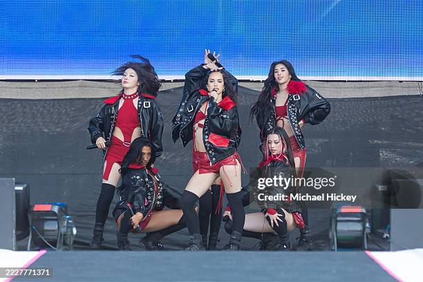 429 Katseye Photos & High Res Pictures - Getty Images