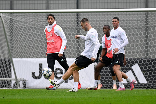 Teun Koopmeiners of Juventus during a training session on August 4, 2025 in Herzogenaurach, Germany.