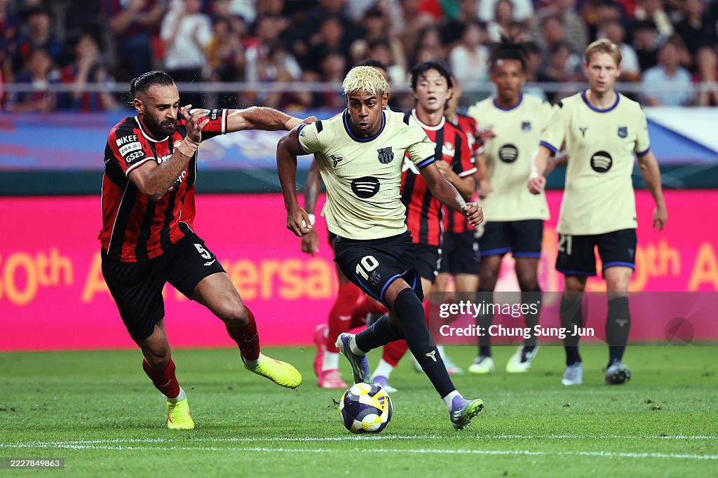 FC Barcelona v FC Seoul - Preseason Friendly